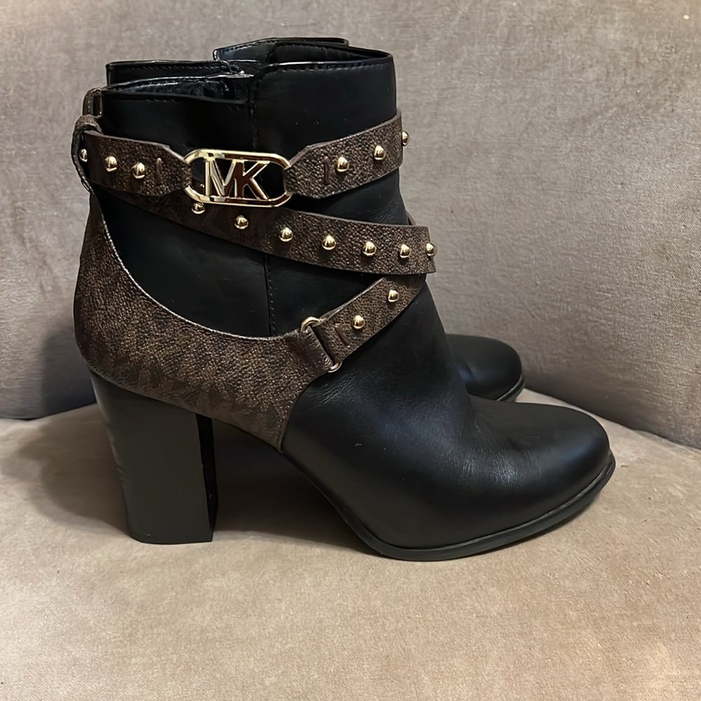 Michael Kors Boots